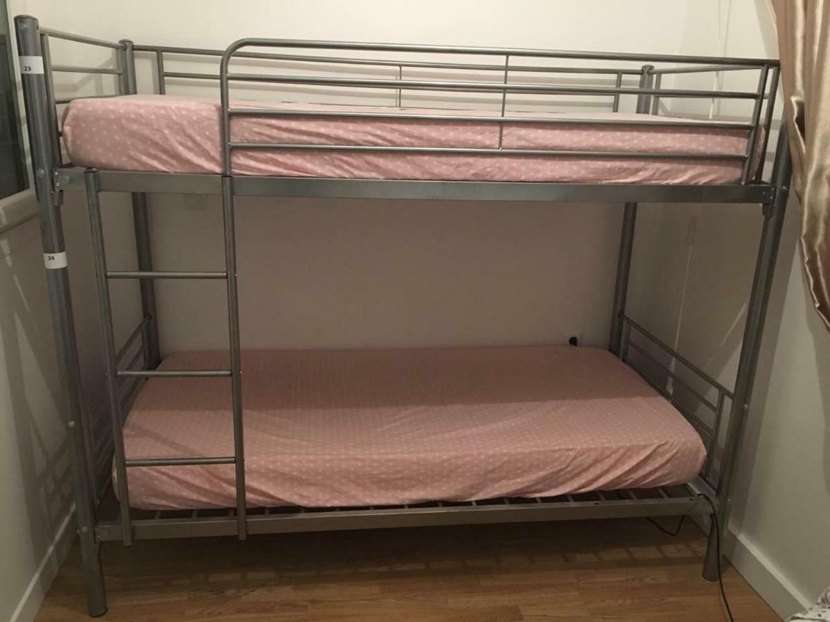 Lori Pansiyon Bobigny Dış mekan fotoğraf