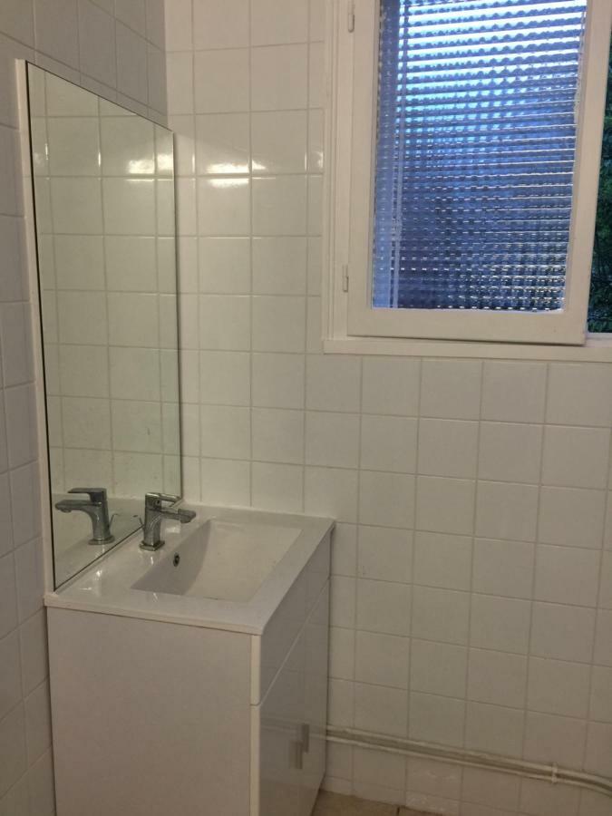 Lori Pansiyon Bobigny Dış mekan fotoğraf